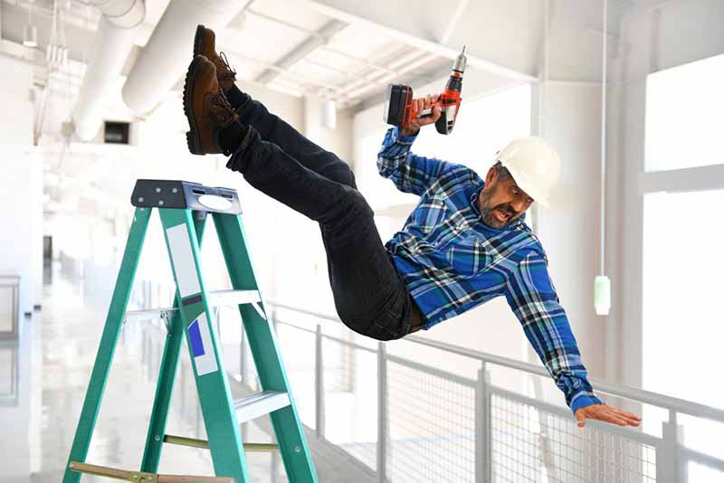 fall off ladder accident injury 