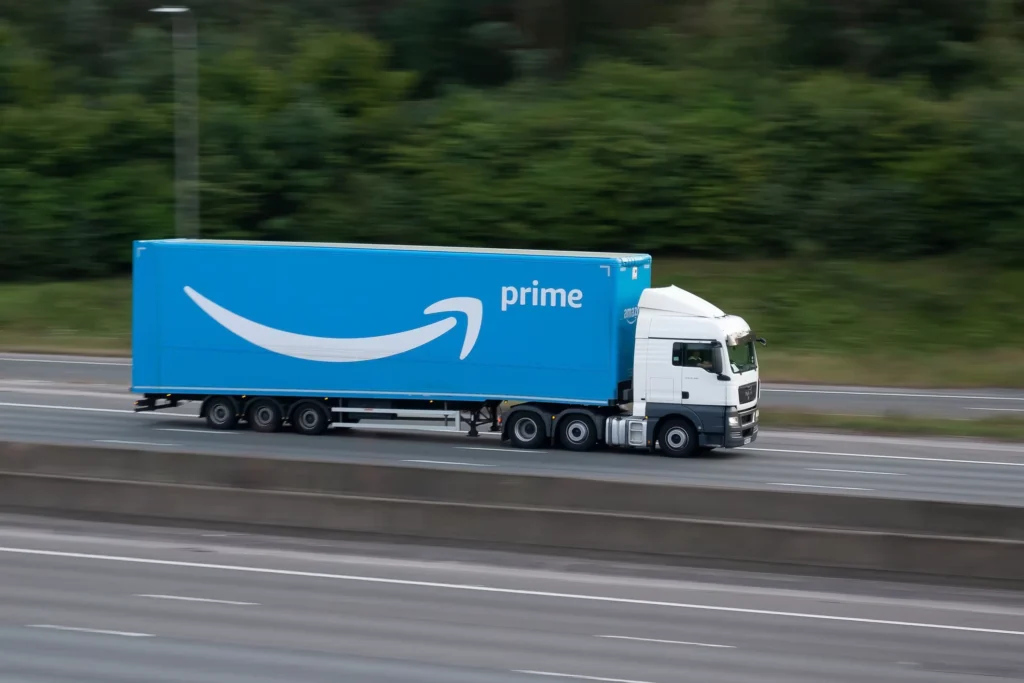 ¿Qué hacer después de un accidente con un camión de Amazon?